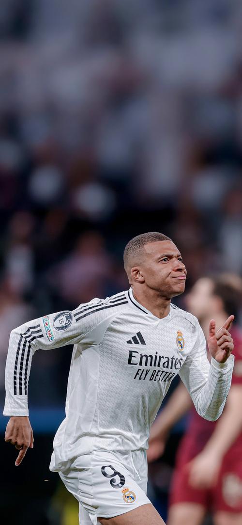 35分17板7助 冠军前锋引爆交易