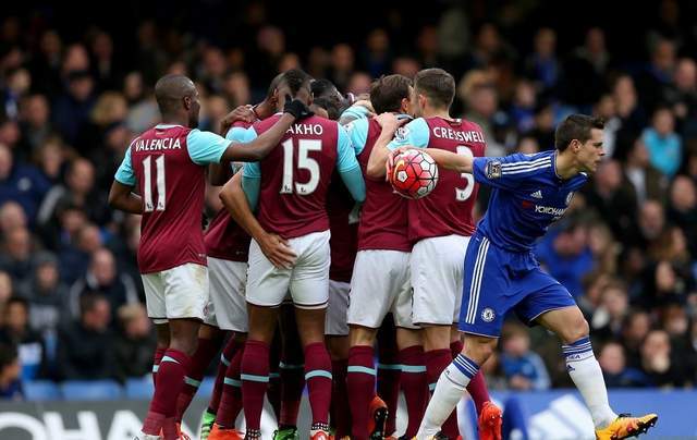 约翰逊三双 老鹰轻取尼克斯