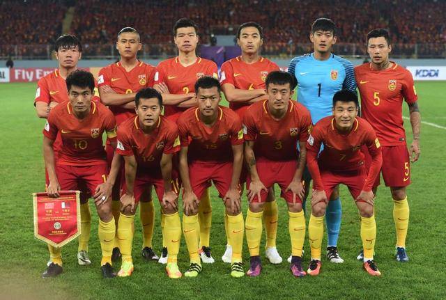 德甲最新积分战报法兰克福绝平无力追上药厂拜仁