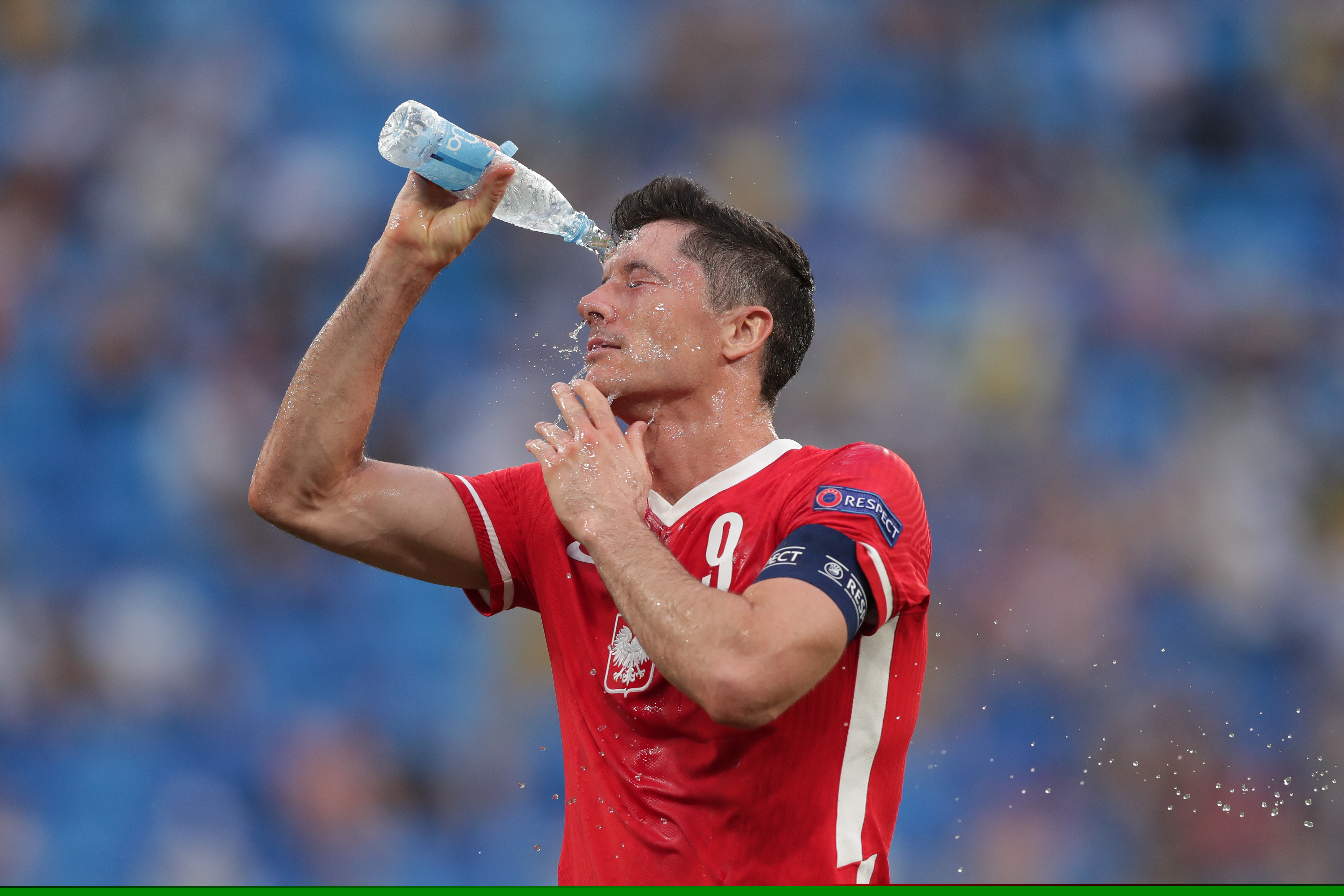 转会1+2：拜仁有意截胡曼城红军猎物 皇马新核拒英超三强报价