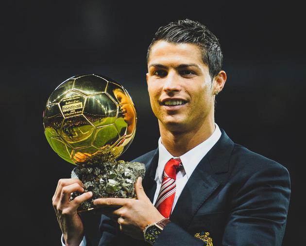 亚历山大火力全开46分 力压阿夫迪亚斩获今日最佳球员