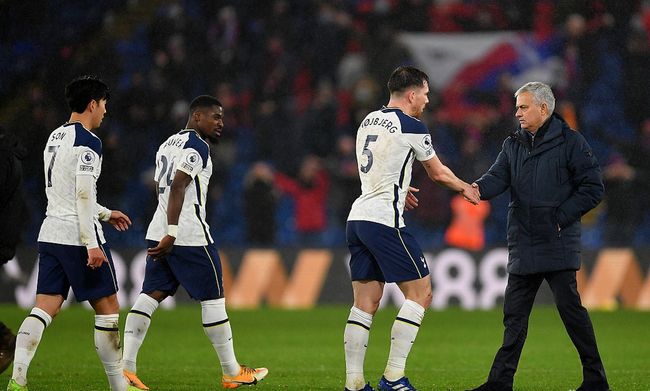 《幻兽帕鲁》新版本更新 削弱油田要塞敌人、减少随从收到的伤害