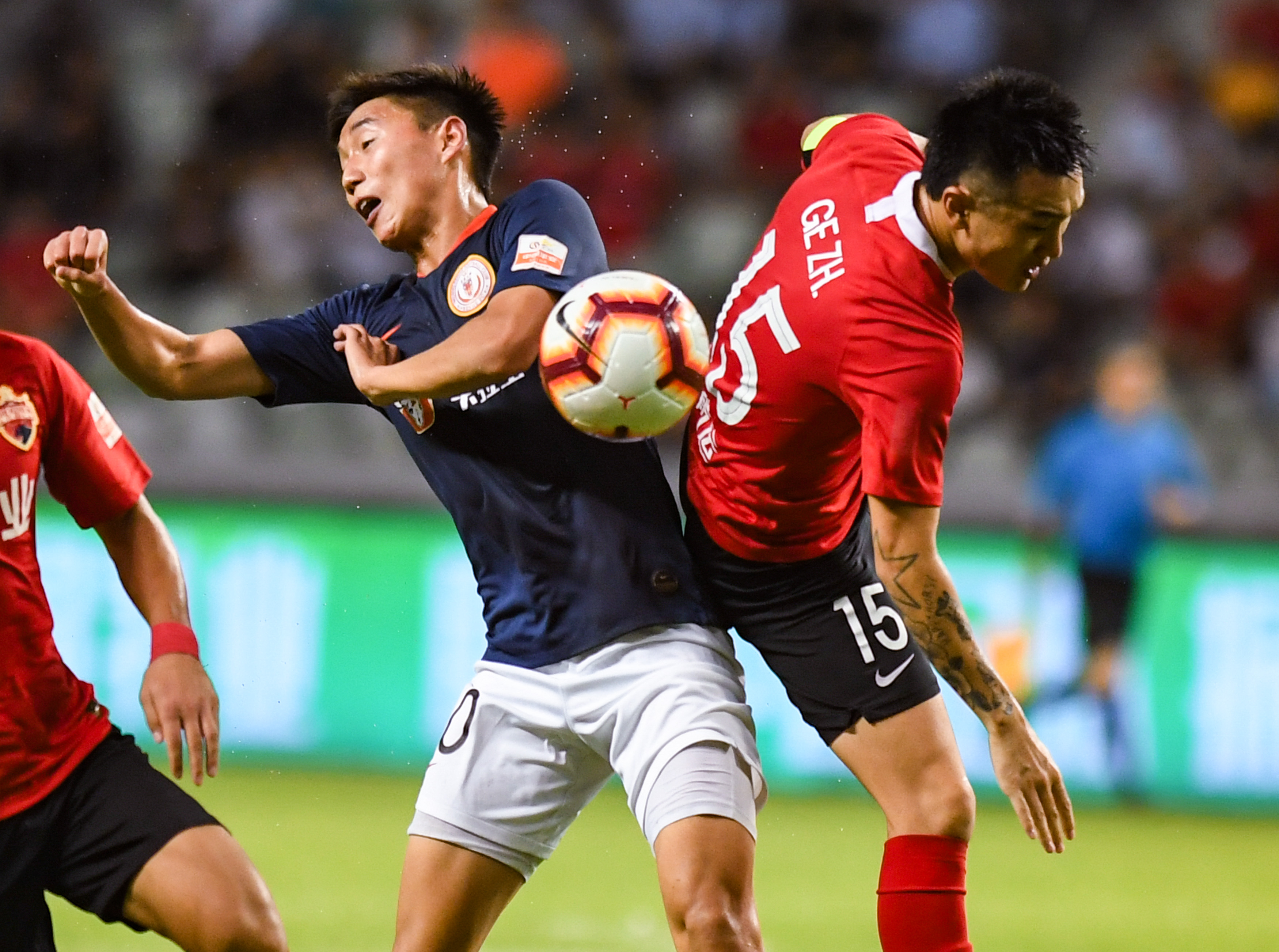 公牛双向合同签回日本后卫河村勇辉，裁掉前快船潜力新星弗劳尔斯引关注